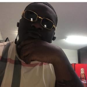 Meet your Posher, Cameron